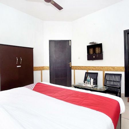 Oyo 5884 Amante Hotell Chandīgarh Eksteriør bilde