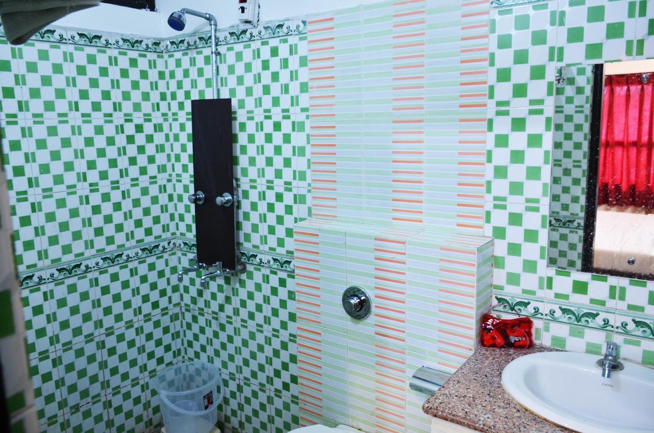 Oyo 5884 Amante Hotell Chandīgarh Eksteriør bilde