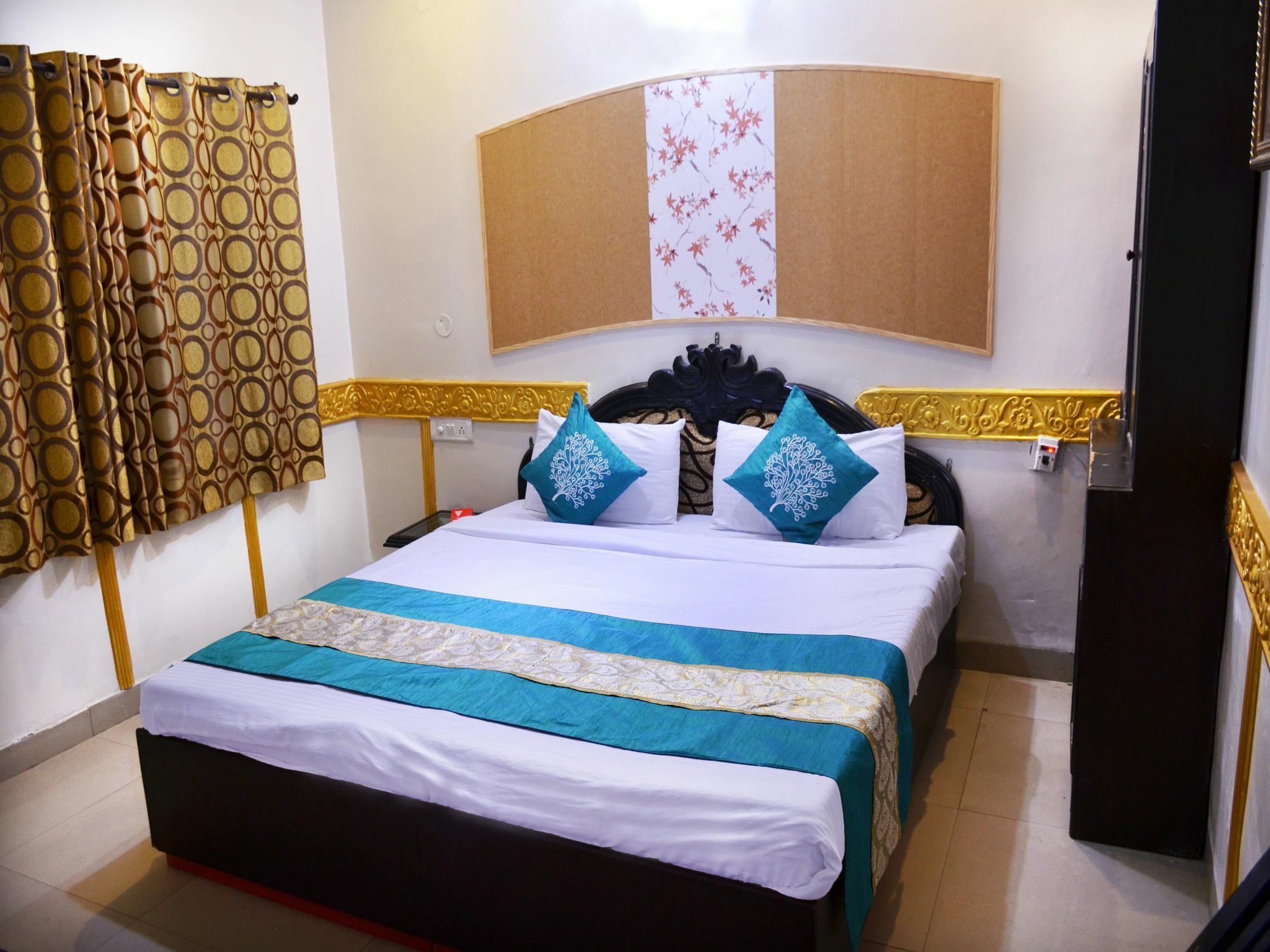 Oyo 5884 Amante Hotell Chandīgarh Eksteriør bilde
