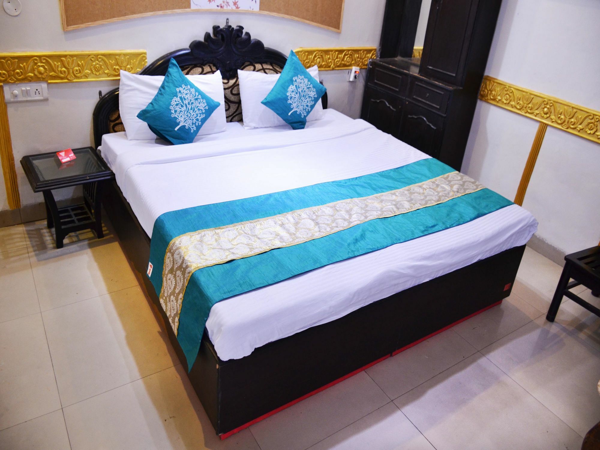 Oyo 5884 Amante Hotell Chandīgarh Eksteriør bilde