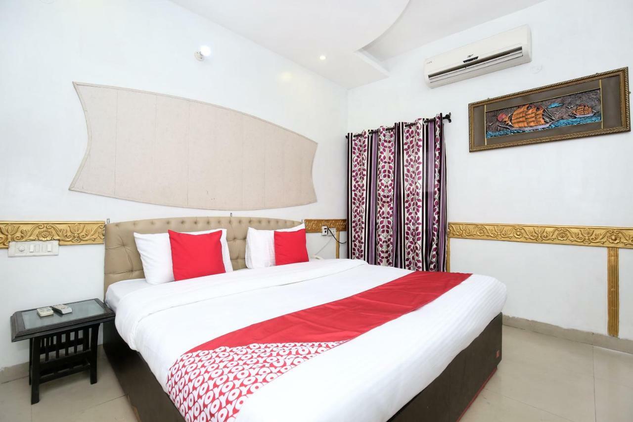 Oyo 5884 Amante Hotell Chandīgarh Eksteriør bilde