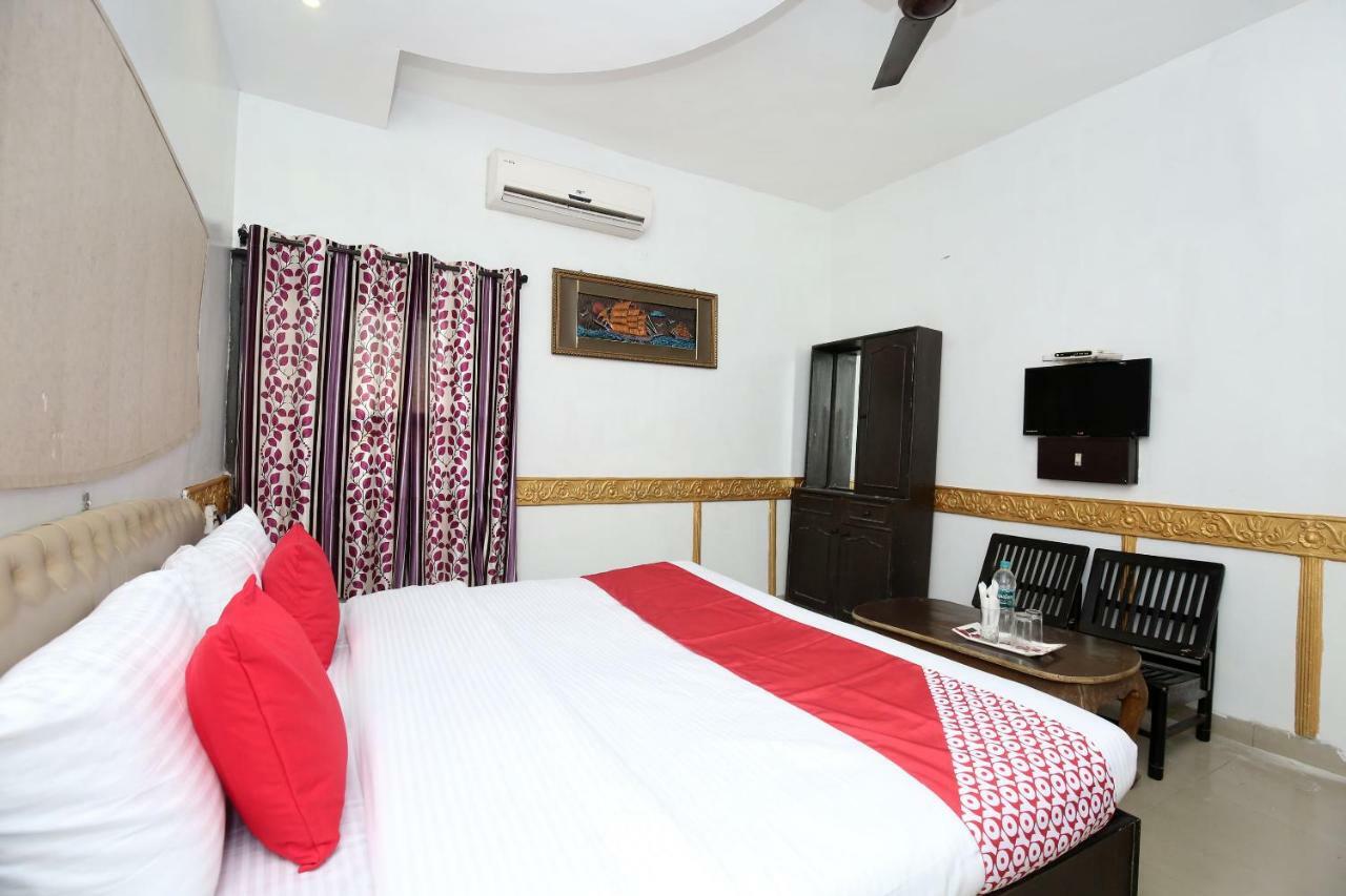 Oyo 5884 Amante Hotell Chandīgarh Eksteriør bilde